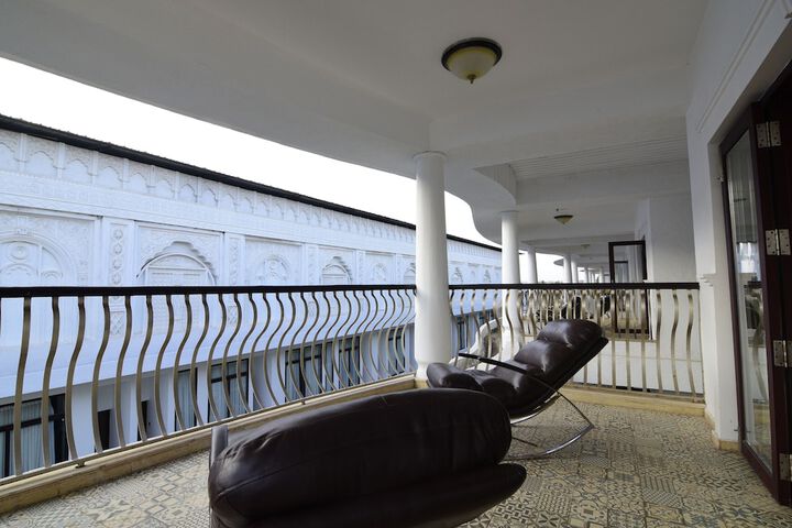 Hotel 75 of 81