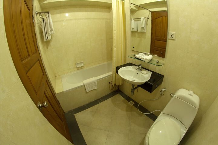 Room 29 of 69