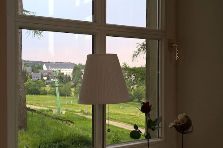 Room 13 of 30