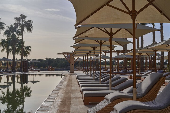 Pools & Facilities