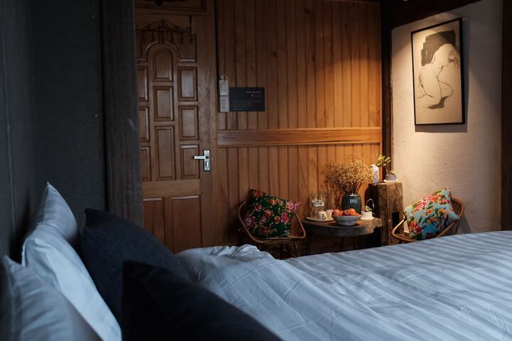 Room 17 of 73