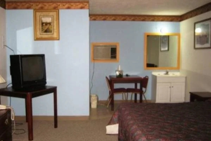 Room 3 of 13