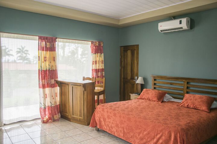 Room 3 of 42