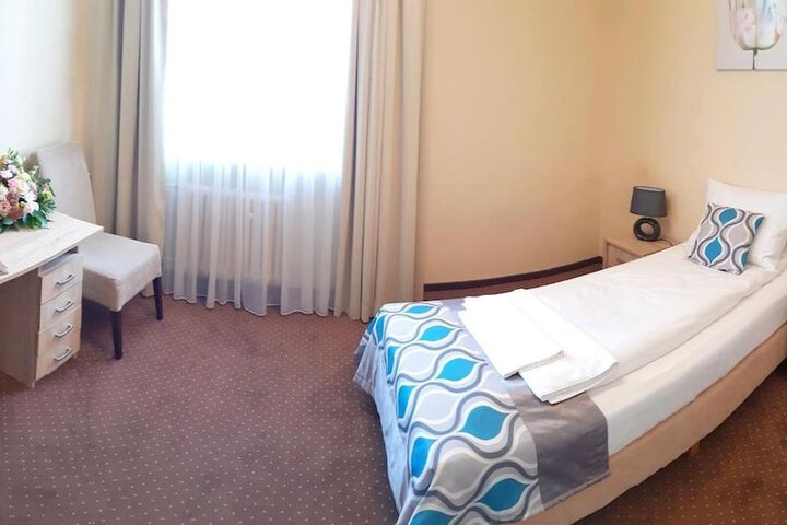 Room 19 of 50
