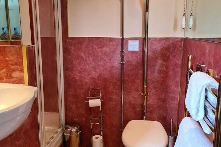 Clean Restrooms