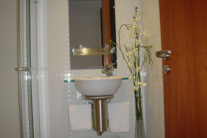 Room 21 of 44