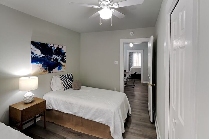 Room 17 of 21