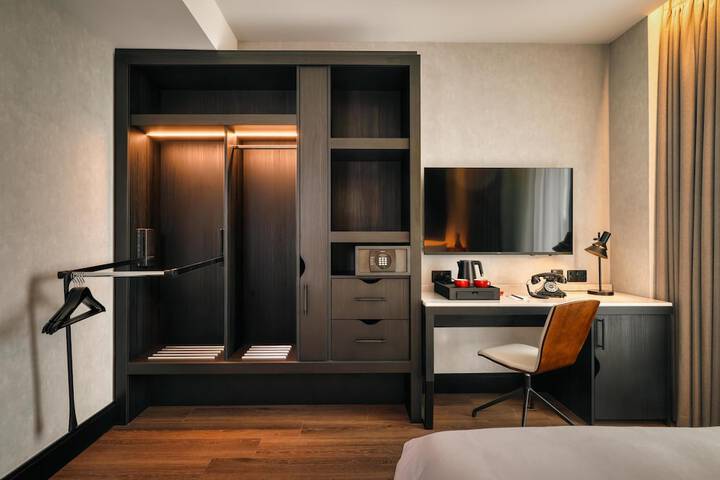 Room 20 of 101