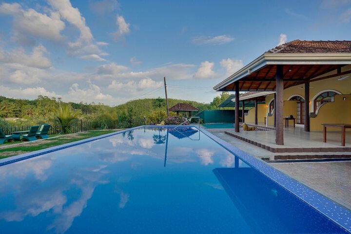 Pool 25 of 29