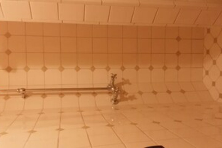 Room 7 of 13
