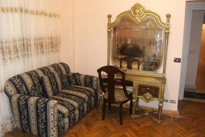 Room 3 of 21
