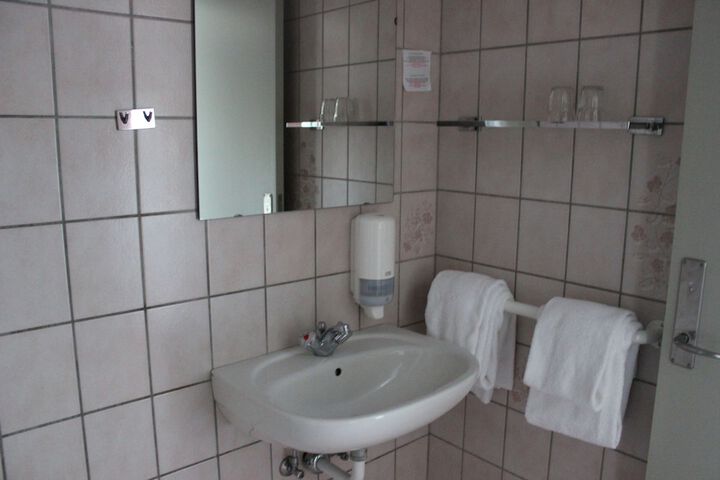 Room 14 of 22