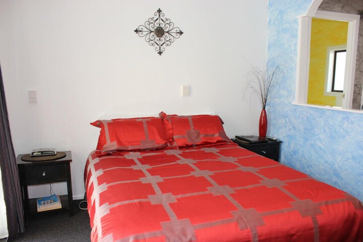 Room 8 of 41