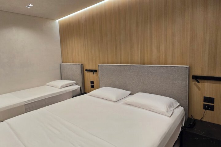 Room 13 of 91