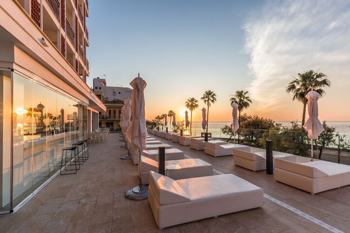 Sundeck 181 of 187