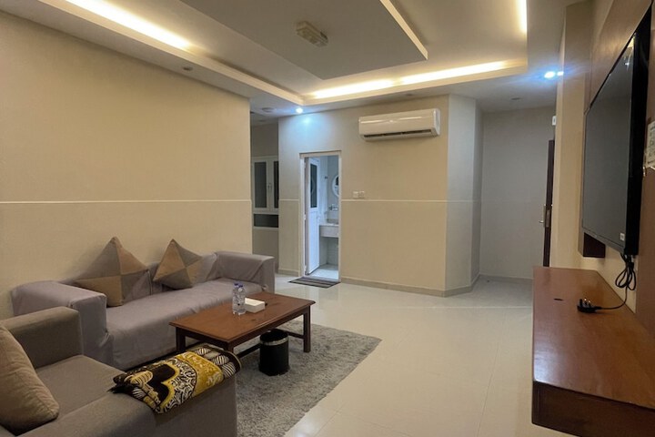 Room 19 of 40