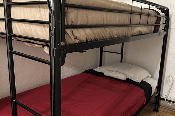 Room 19 of 61