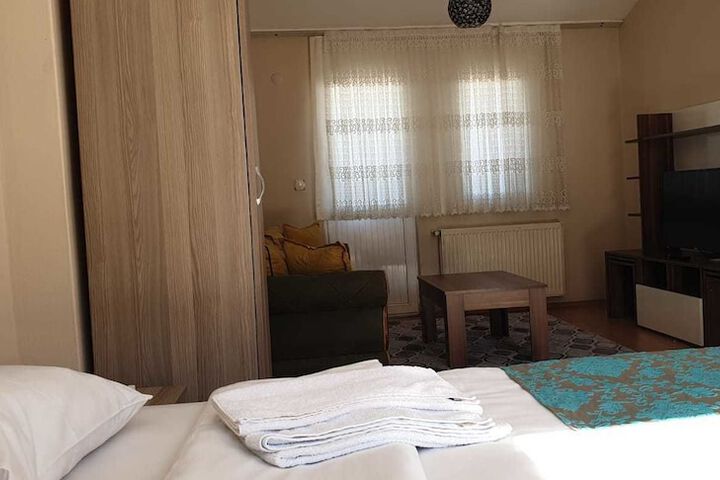 Room 17 of 49