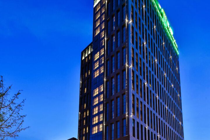 Hotel 74 of 92