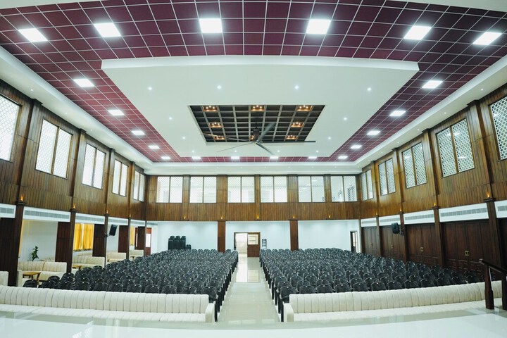 Ballroom/Hall 67 of 94
