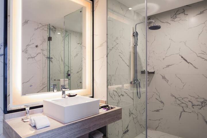 Clean Restrooms