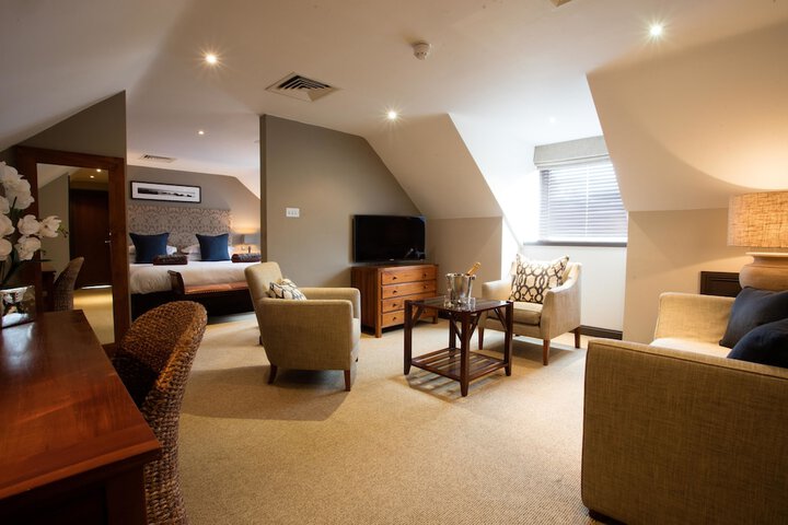 Room 5 of 60