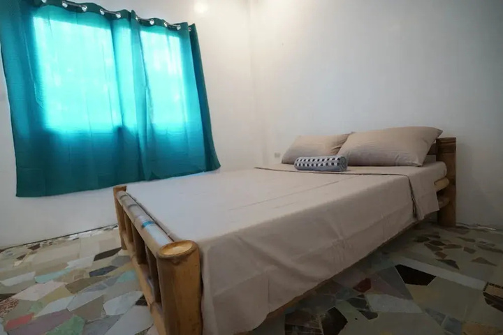 Room 3 of 13