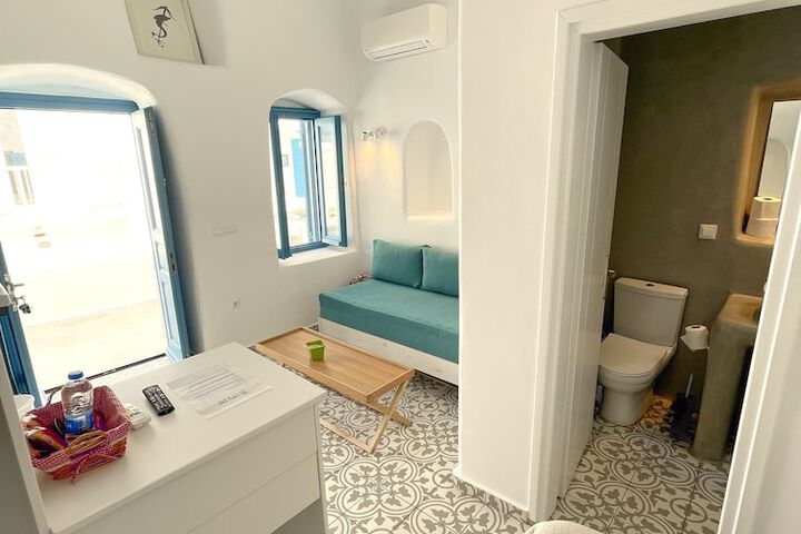 Room 40 of 93