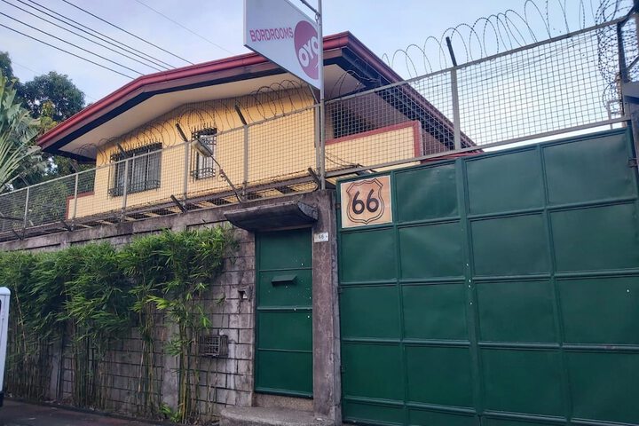Exterior of OYO 916 Angels Boardrooms