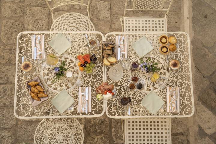 Breakfast/Coffee Service 97 of 137