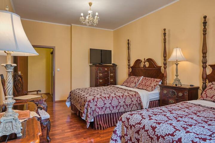 Room 14 of 38