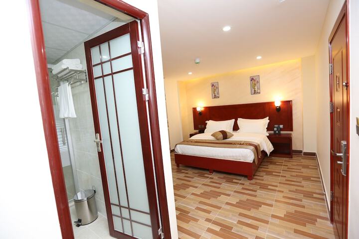Room 16 of 45