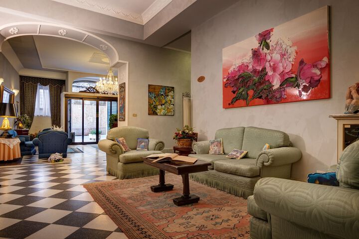 Hotel Lobby