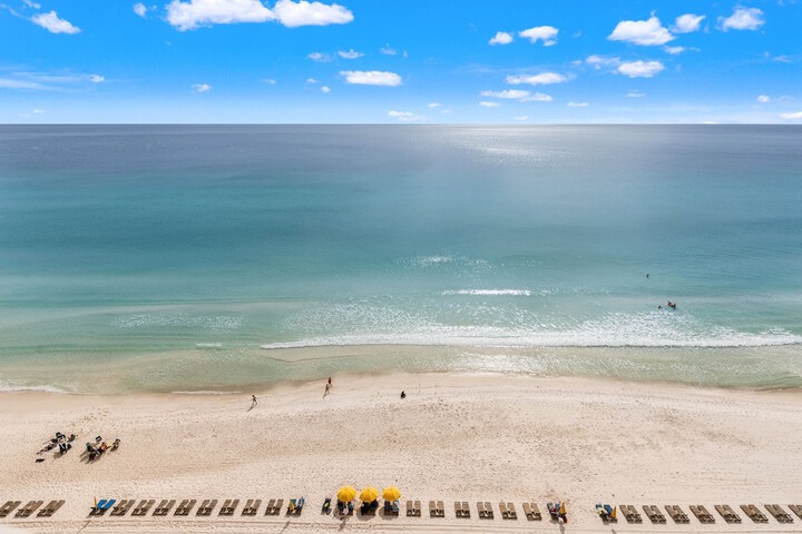 Beach 33 of 36