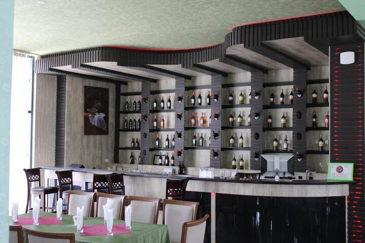Dining 86 of 116