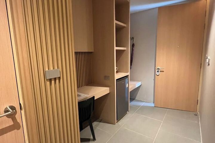 Room 72 of 138