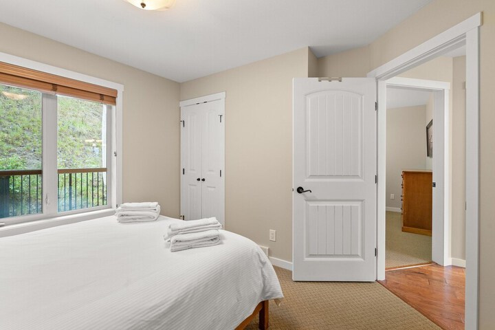 Room 41 of 543