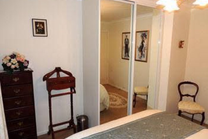 Hotel Exterior 22 of 23