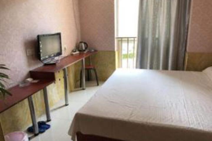 Room 8 of 8