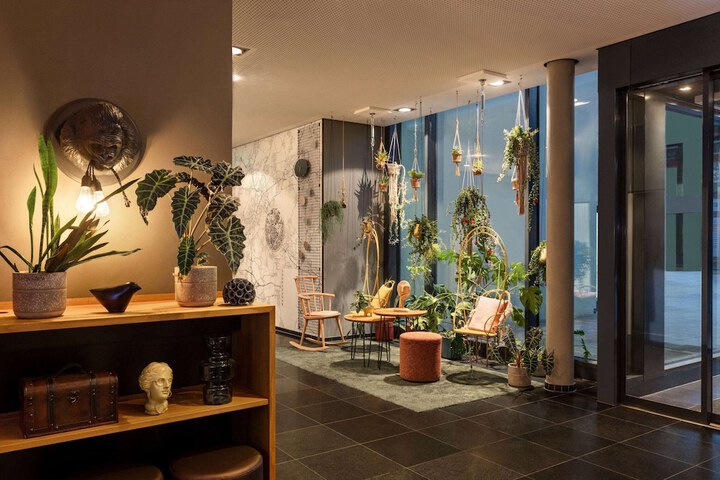 Hotel Lobby