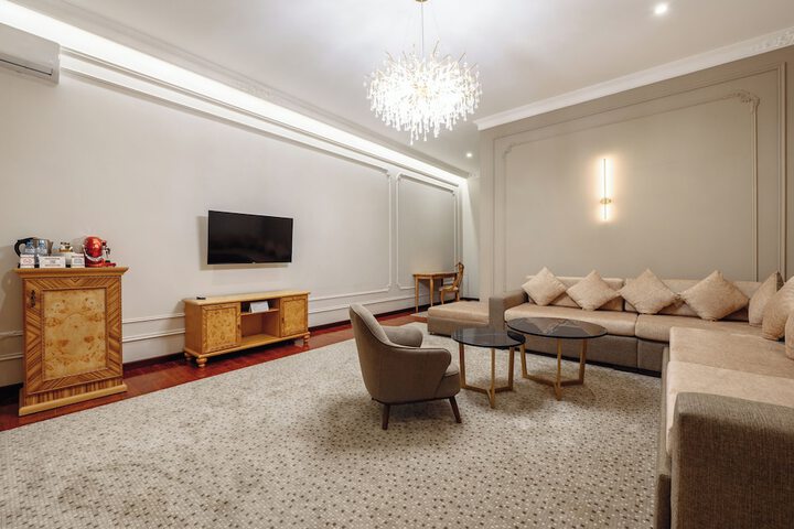Room 22 of 67