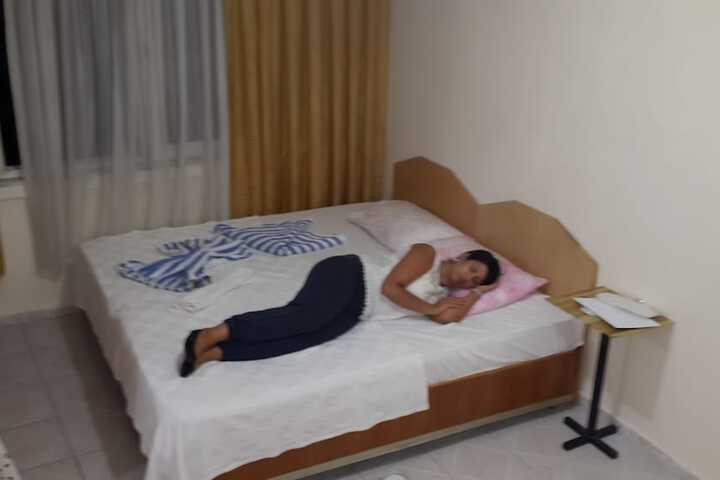 Room 27 of 105