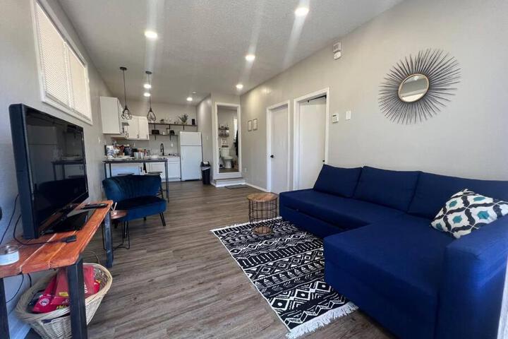 NEWPRIVATE* 2 / 1 Unit *CLOSE to JBLM and PLU*