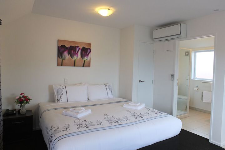 Room 5 of 31