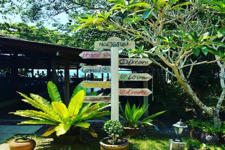 Hotel Exterior 84 of 84