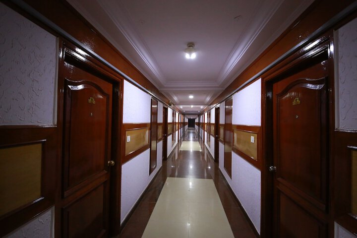 Ballroom/Hall 66 of 69