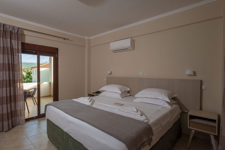 Room 21 of 24