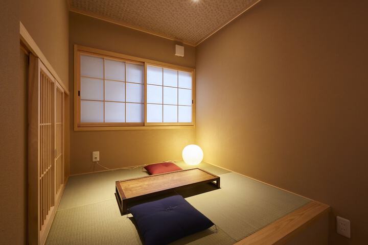 Room 11 of 54