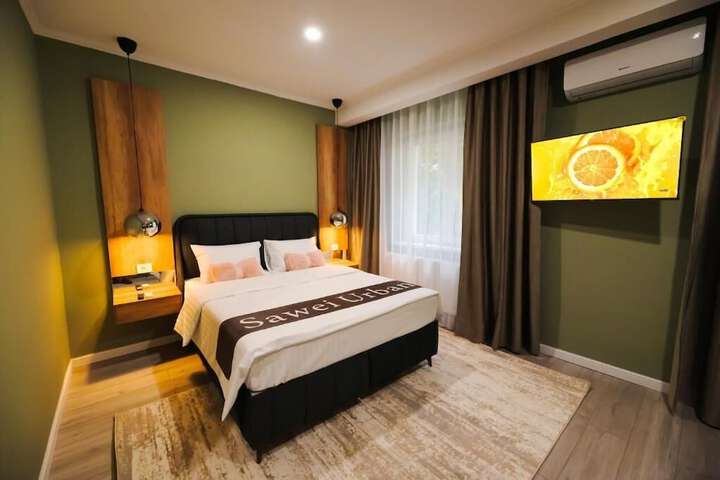 Room 5 of 42