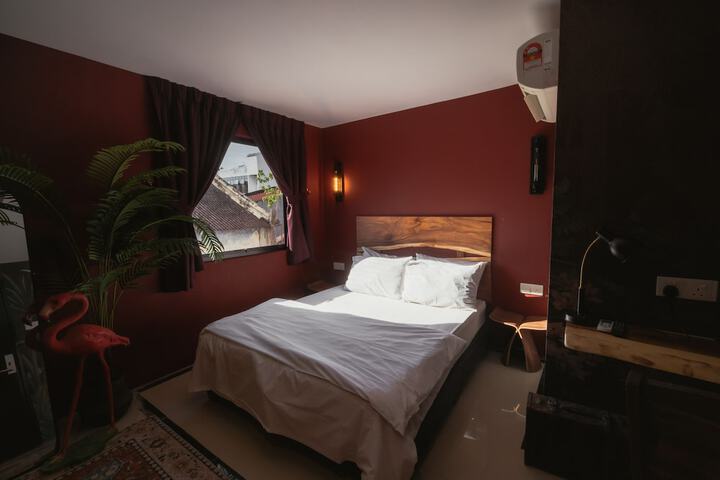 Room 18 of 50